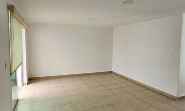 VENTA de Casa en Juriquilla, Querétaro, Real de Juriquilla enfrente del Colegio Roots $4,000,000 MXN