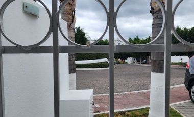 VENTA de Casa en Juriquilla, Querétaro, Real de Juriquilla enfrente del Colegio Roots $4,000,000 MXN
