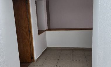 VENTA de Casa en Juriquilla, Querétaro, Real de Juriquilla enfrente del Colegio Roots $4,000,000 MXN