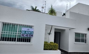 VENTA de Casa en Juriquilla, Querétaro, Real de Juriquilla enfrente del Colegio Roots $4,000,000 MXN