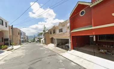 CASA EN VENTA EN PEDREGAL DE LA SILLA MONTERREY NUEVO LEON