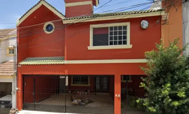 CASA EN VENTA EN PEDREGAL DE LA SILLA MONTERREY NUEVO LEON