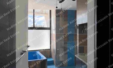 SE RENTA CASA DE TRES NIVELES UBICADA EN RESIDENCIAL ARBOLADA HUAYACAN, 3 RECÁMARAS AMPLIAS C/U CON BAÑO, ALBERCA PRIVADA, AMENIDADES, SEGURIDAD 24 HORAS.