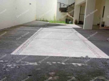 RENTA DE HERMOSA RESIDENCIAL EN CLUB DE GOLF VALLE ESCONDIDO