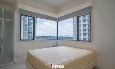 3 Bedroom Condo for Rent in Penhurst Parkplace, Taguig City