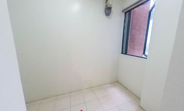 2 Bedroom Condo for Rent in Penhurst Parkplace, Taguig City