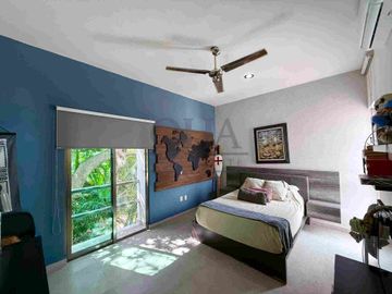 se renta o vende casa en residencial cumbres Cancún