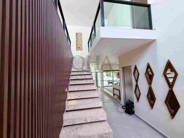 se renta o vende casa en residencial cumbres Cancún