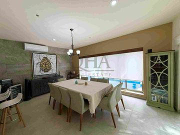 se vende o renta casa en cumbres Cancún