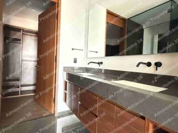 Exclusividad y Sofisticación en la Cúspide de la Zona Diamante: Torre 4000, West Point