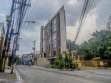 FOR LEASE AND FOR SALE OFFICE BUILDING IN MANDALUYONG CITY 6 STOREY FULLY FURNISHED 1,067 SQM. 10 CAR PARKING PHP 127,000,000 || PHP 688,000