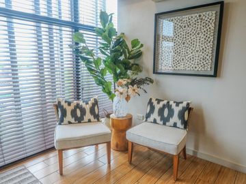 FOR LEASE AND FOR SALE OFFICE BUILDING IN MANDALUYONG CITY 6 STOREY FULLY FURNISHED 1,067 SQM. 10 CAR PARKING PHP 127,000,000 || PHP 688,000