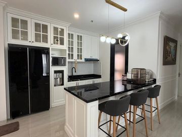 DIJUAL APARTEMEN LLOYD 2BR ALAM SUTERA FURNISHED CANTIK VIEW OLYMPIC POOL