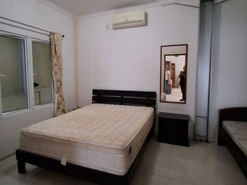 Rumah 4 Lantai Siap Huni di Kelapa gading Jakarta