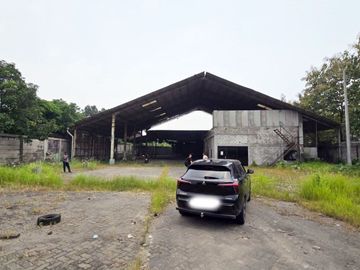 Disewakan Gudang di Mayjend Sungkono, Gresik