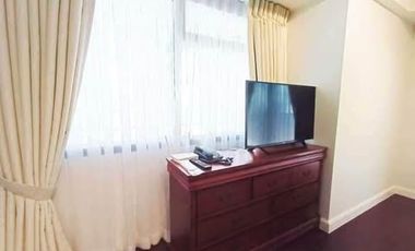 【For Sale】Alcoves 1BR Corner unit with Bathtub and Balcony