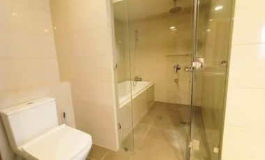 【For Sale】Alcoves 1BR Corner unit with Bathtub and Balcony