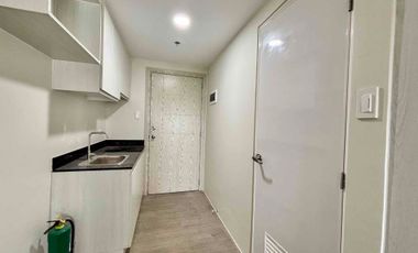 FOR SALE UNIT AT HAWTHORNE HEIGHTS