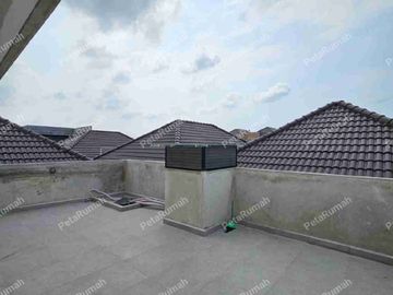 Jewel Garden Villa Lebar 8 Meter Sudah Penambahan Bangunan