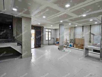 Jewel Garden Villa Lebar 8 Meter Sudah Penambahan Bangunan