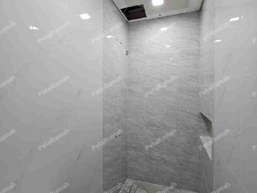 Jewel Garden Villa Lebar 8 Meter Sudah Penambahan Bangunan