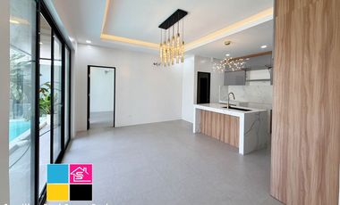 CONTEMPORARY HOUSE WITH SWIMMING POOL FOR SALE IN ROYALE CONSOLACION CEBU