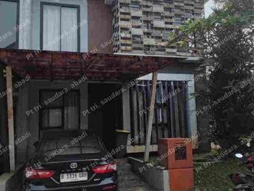 townhouse.   rapi. asri.    3. kt.     kawasan. sgt  berkembang.   hrg. super. terjangkau.    14 memit. mrt lebak. bulus.  akses. kemana2. dekat.    hrg. lokasi. bagus.  nego. sd. jadi.  byr.  cash. diskon. gede