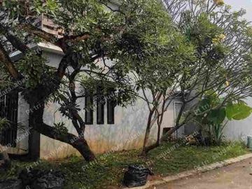 townhouse.   rapi. asri.    3. kt.     kawasan. sgt  berkembang.   hrg. super. terjangkau.    14 memit. mrt lebak. bulus.  akses. kemana2. dekat.    hrg. lokasi. bagus.  nego. sd. jadi.  byr.  cash. diskon. gede