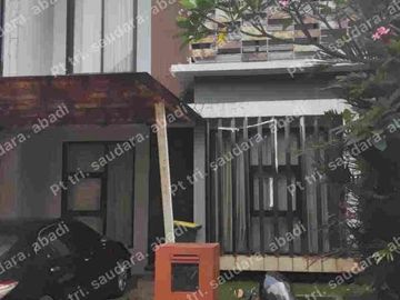 townhouse.   rapi. asri.    3. kt.     kawasan. sgt  berkembang.   hrg. super. terjangkau.    14 memit. mrt lebak. bulus.  akses. kemana2. dekat.    hrg. lokasi. bagus.  nego. sd. jadi.  byr.  cash. diskon. gede