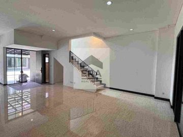 Cluster Welton, Hiera BSD City