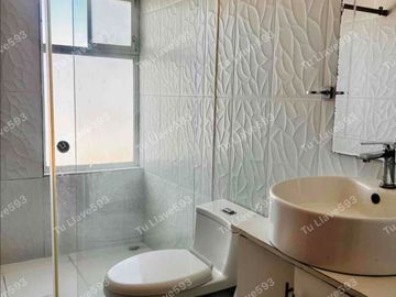 VENDO DEPARTAMENTO 102 metros DERECHOS Y ACCIONES TERCER PISO CON TERRAZA PRIVADA