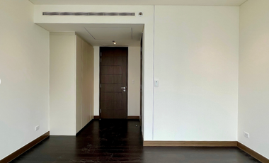 Prime 3BR Glass Suite with Parking | Park Central Towers Makati