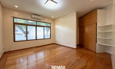 Spacious 3BR Bungalow with Pool and Garden in Dasmariñas Village, Makati