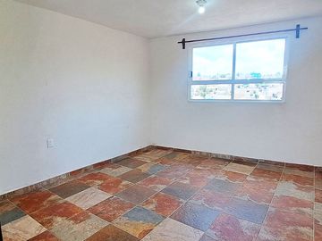 SUITE / LOFT CON CLÓSET Y BAÑO COMPLETO (Max. 2 PERSONAS)