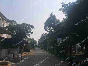 Tanah Besar Lingkungan Sudah Hidup Dekat Mall The Park