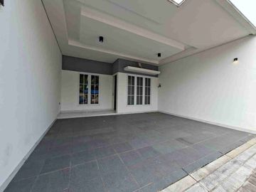 di jual rumah mewah lokasi strategis di kebagusan jaksel