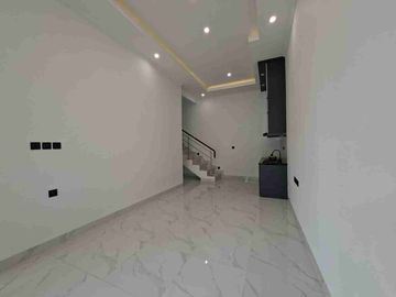 di jual rumah mewah lokasi strategis di kebagusan jaksel