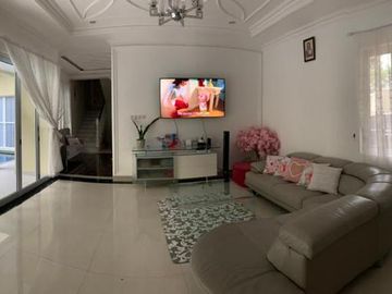 Dijual Rumah Mewah Lux Luas 373 m2 SHM Citra Gran Cibubur