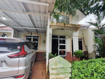 Rumah SHM siap pakai semi furnished di Greenwood