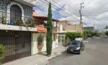CASA EN VENTA EN QUERETARO