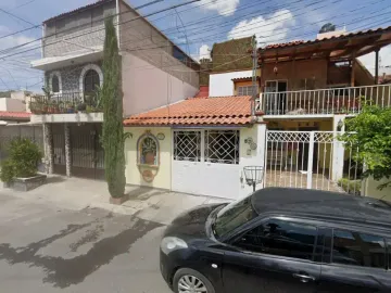 CASA EN VENTA EN QUERETARO