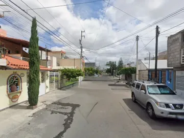 CASA EN VENTA EN QUERETARO