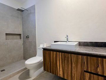 Condominio EN VENTA en Altea Puerto Vallarta con vista a áreas verdes, alberca y montaña
