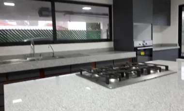 CASA EN VENTA EN LOMAS DE COCOYOC MORELOS