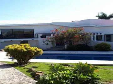 CASA EN VENTA EN LOMAS DE COCOYOC MORELOS
