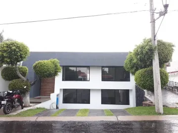 CASA EN VENTA EN LOMAS DE COCOYOC MORELOS