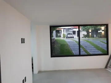 CASA EN VENTA EN LOMAS DE COCOYOC MORELOS