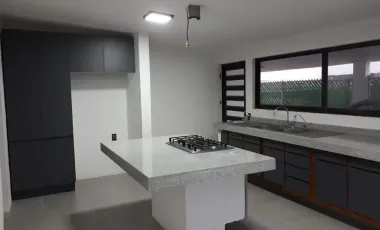 CASA EN VENTA EN LOMAS DE COCOYOC MORELOS