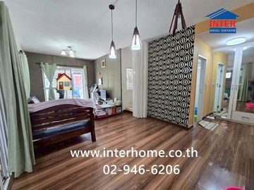 Two-story townhome, 23.9 sq.wah, Pruksa Ville 38, Soi Musikthong 6, Namdaeng-Bang Phli Road, Bang Phli, Samut Prakan.