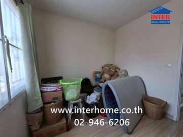 Two-story townhome, 23.9 sq.wah, Pruksa Ville 38, Soi Musikthong 6, Namdaeng-Bang Phli Road, Bang Phli, Samut Prakan.